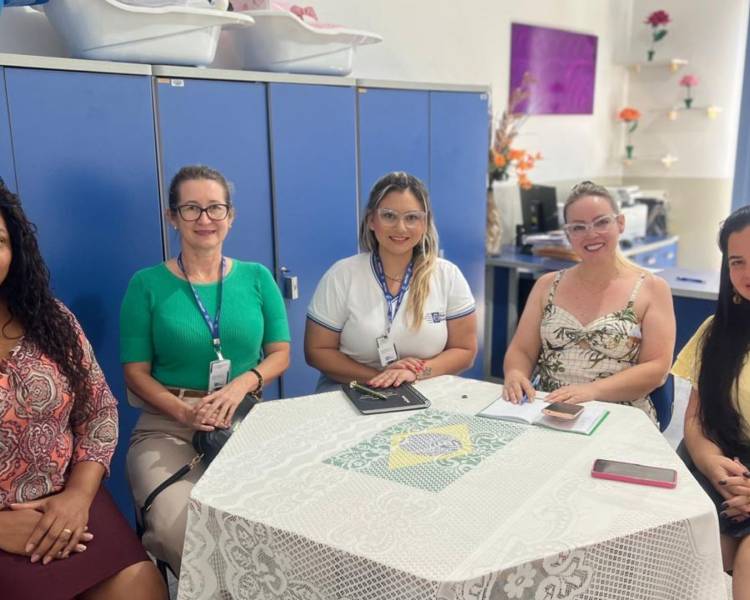 Escola Técnica e CRAS firmam parceria para dar início ao programa Mulheres Mil em Água Boa