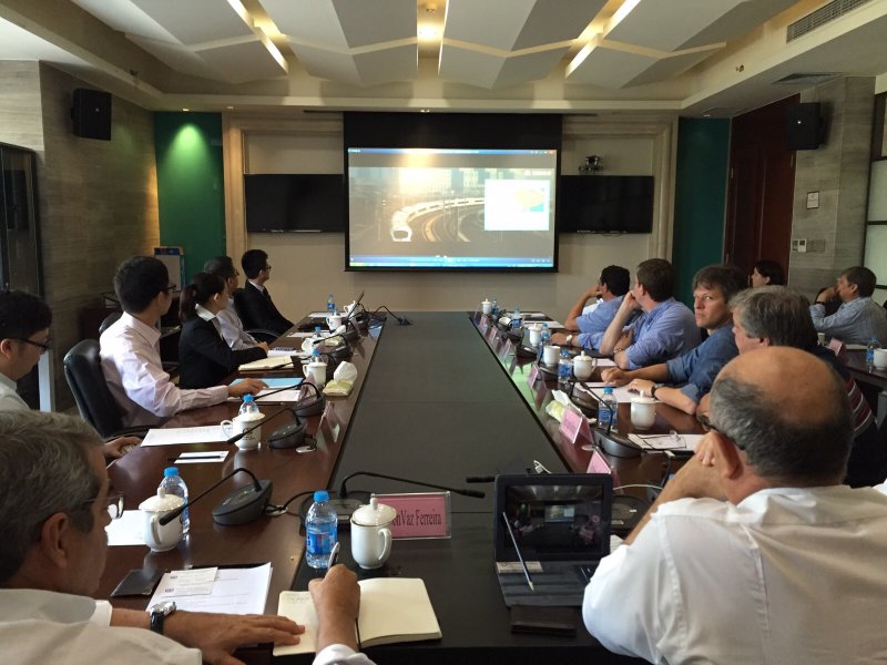 transoceanicareuniaochina01