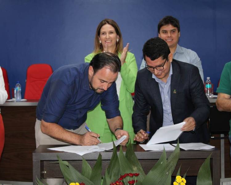 Prefeitura de Água Boa assina termo de cooperação com IFMT