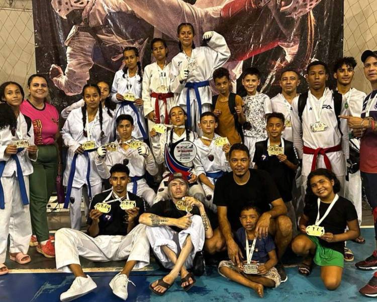 Taekwondo de Água Boa conquista 15 medalhas de ouro e garante vagas para campeonato brasileiro