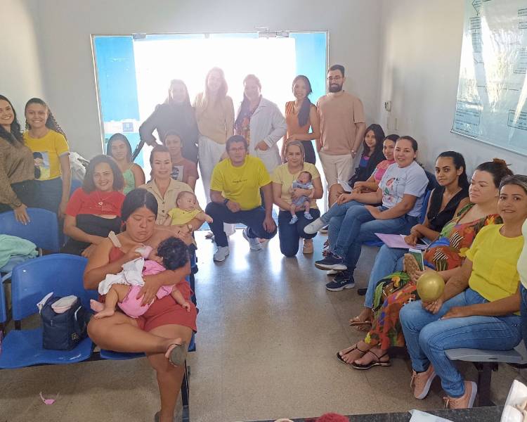 Agosto Dourado é celebrado com informação e acolhimento na ESF Cristalino