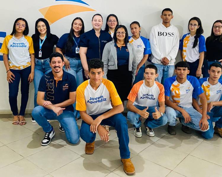 CAPS promove roda de conversa sobre saúde mental com jovens aprendizes no SENAC