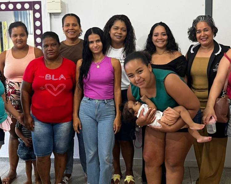 Encontro do Programa Criança Feliz fortalece vínculo com famílias atendidas em Água Boa