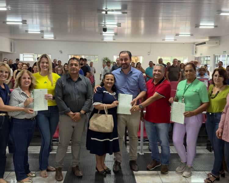 Programa Terra Cidadã avança em Água Boa com entrega de 25 títulos definitivos e coleta de 37 assinaturas